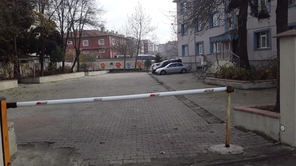 OTOPARK YASAĞINA TEPKİ…