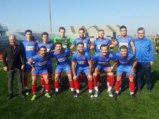 ALTINOVASPOR FK LİDERLİK KOLTUĞUNDA…