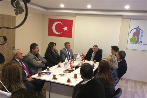 İYİ PARTİ SATİVES’İ ZİYARET ETTİ…