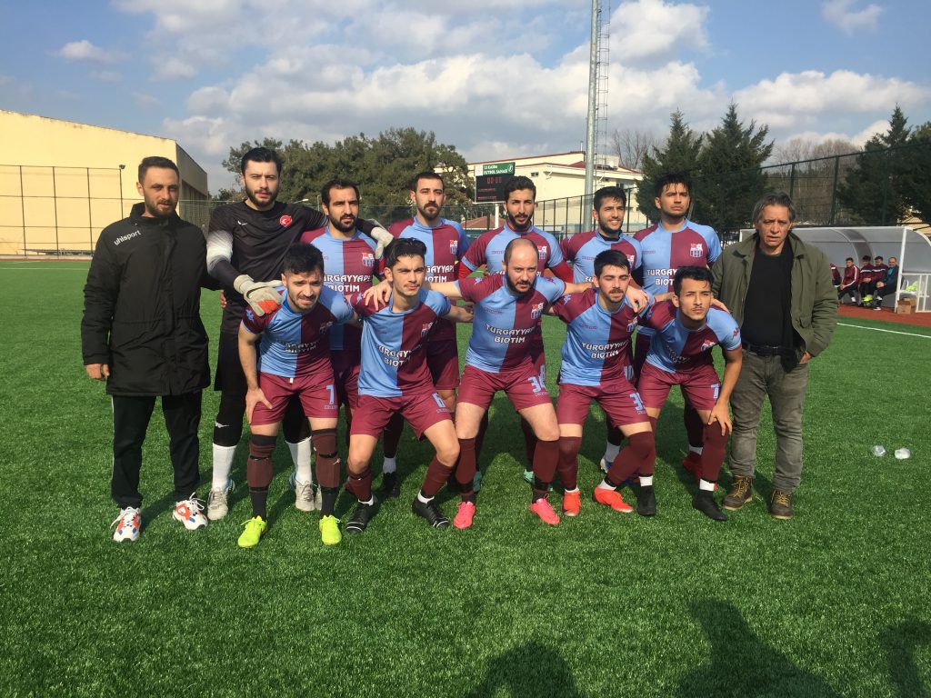 Bordo-Mavililer fırsatı kaçırdı 1461 KARADENİZSPOR : 2 MURATLI BLD.SPOR       : 2
