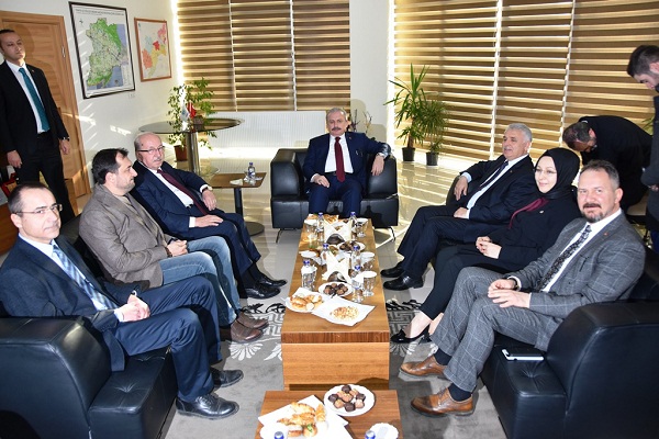 TBMM Başkanı Mustafa Şentop’tan Tekirdağ Büyükşehir Belediyesine Ziyaret…
