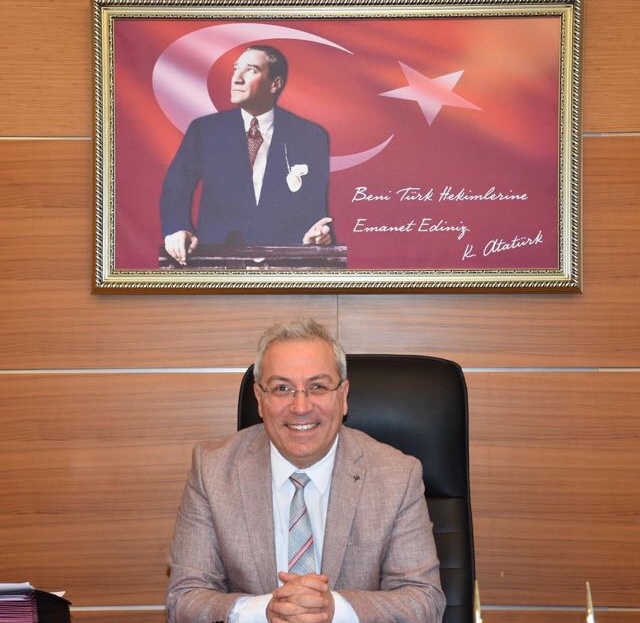 DEKAN GÜLTEKİN YÜREKLERE SU SERPTİ