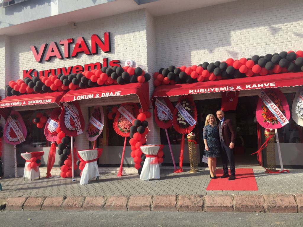 VATAN KURUYEMİŞ AÇILDI