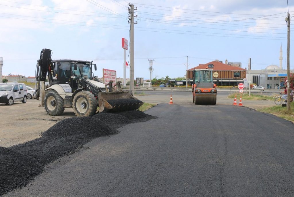 EREĞLİDE YOL HAMLESİ