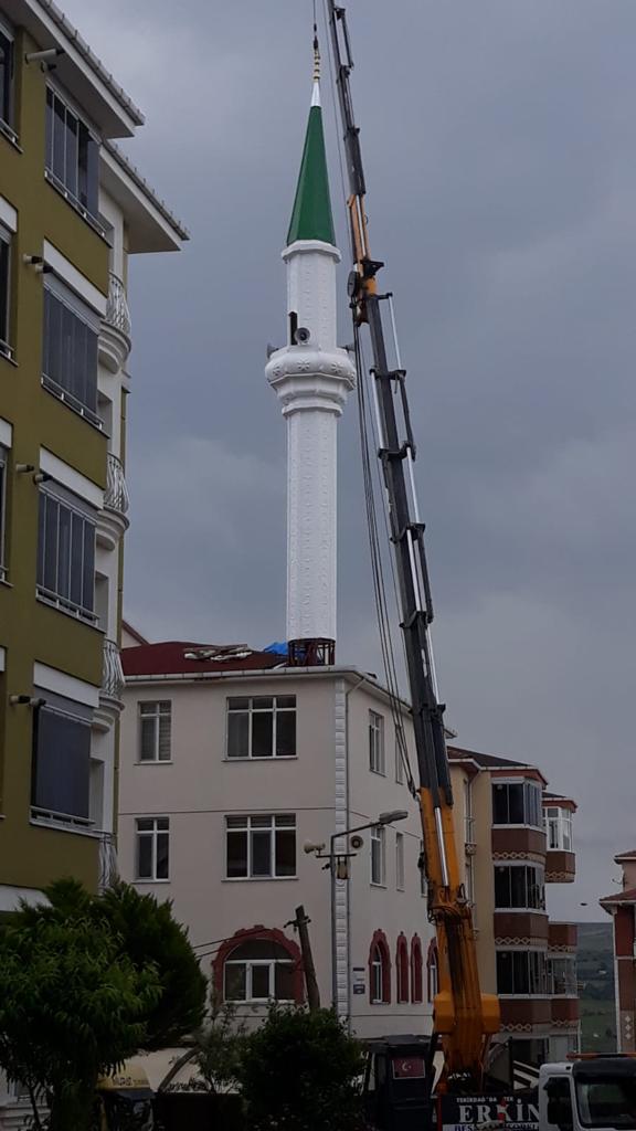 MEHMET İLHAN MESCİDİ MİNARESİNE KAVUŞTU