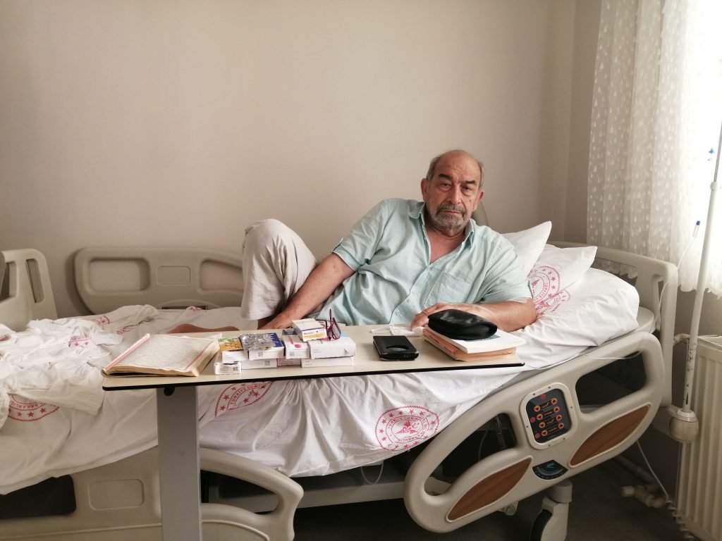 ABDULLAH AKGÜL:”ÜÇ HASTANE GEZDİM ÇAREYİ TEKİRDAĞ’DA BULDUM”