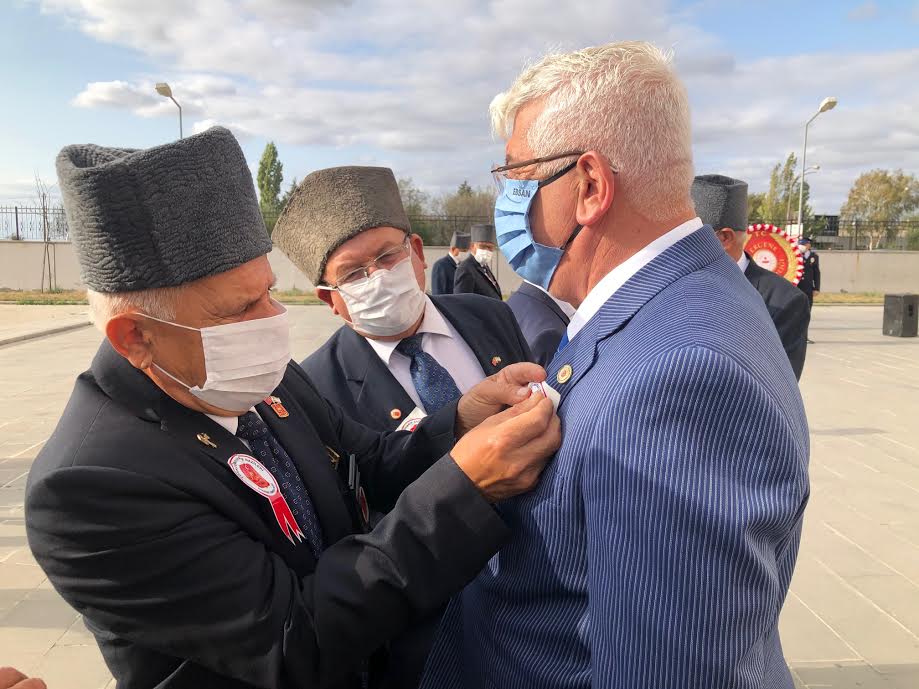 BAŞKAN YÜKSEL ERGENE’DE GAZİLER GÜNÜNÜ KUTLADI