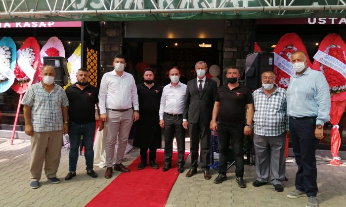 BÖYLE AÇILIŞ GÖRÜLMEDİ