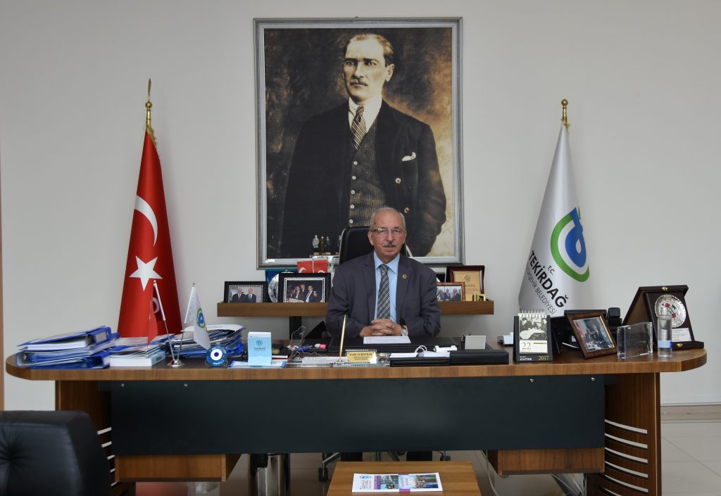 BAŞKAN ALBAYRAK:”MESTAN ÖZCAN ŞOV YAPIYOR”