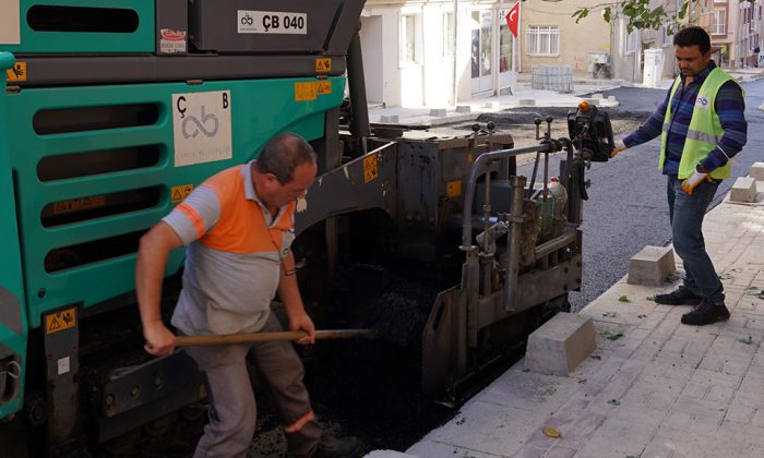 ÇORLU BELEDİYESİNDEN ASFALT ATAĞI