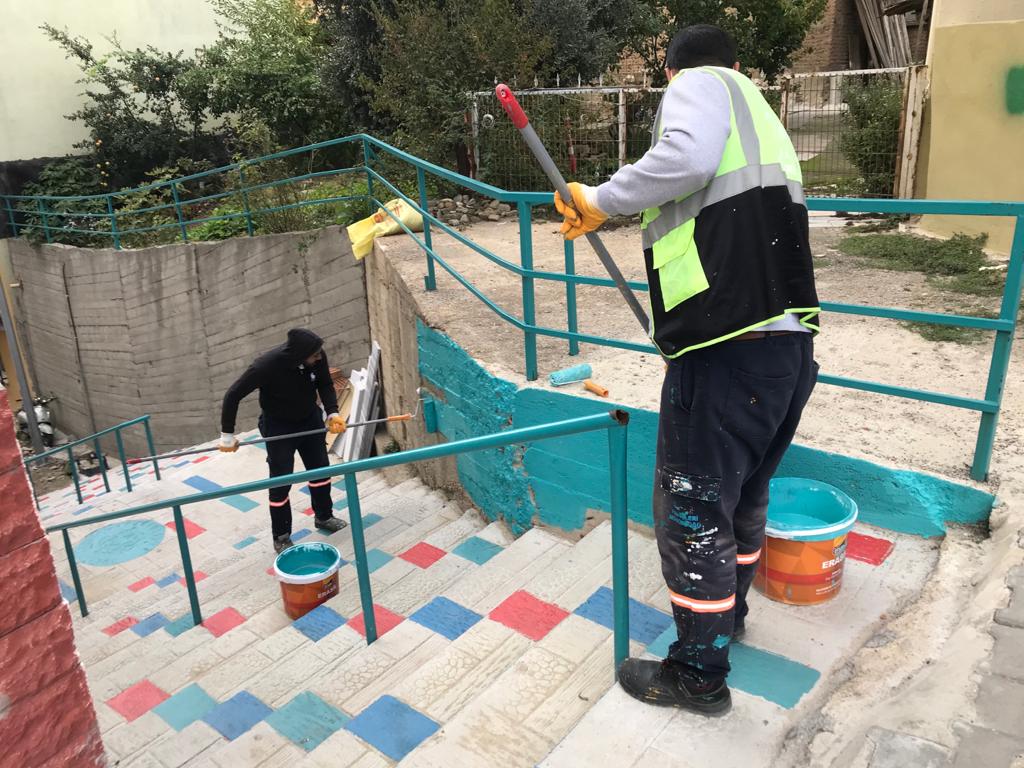 S.PAŞA’DA MERDİVENLER RENGARENK