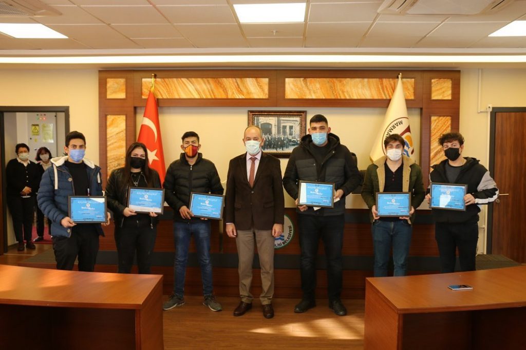 M.EREĞLİSİ BLD.NDEN GENÇLERE ÖDÜL