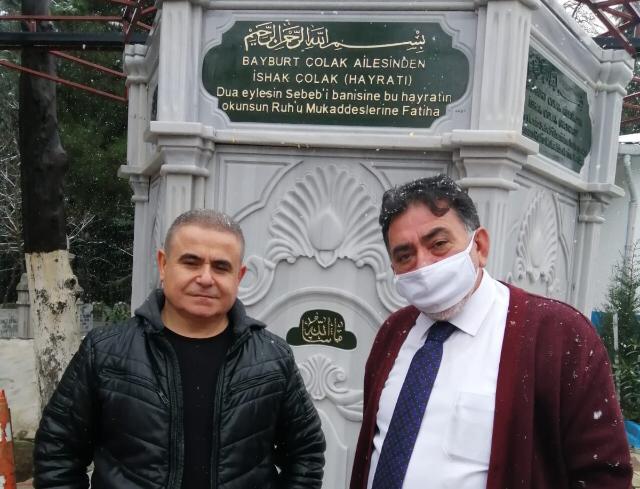 OĞLUNUN ANISINA ŞADIRVAN YAPTIRIYOR