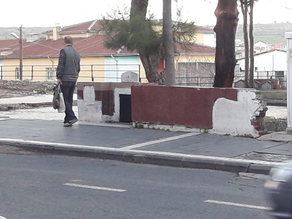 AKÇEŞMELİLER S.PAŞA BLD.NDEN İLGİ BEKLİYOR