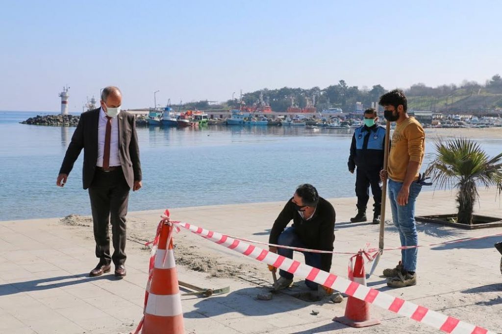 MARMARAEREĞLİSİ SAHİL ŞERİDİ YENİLENİYOR