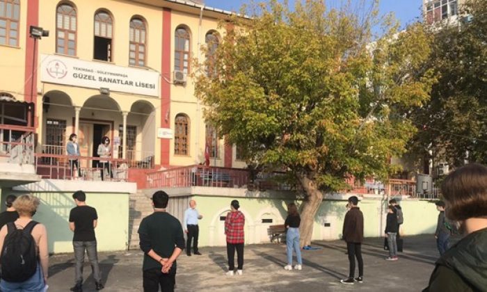 160 ÖĞRENCİYE SANAT EĞİTİMİ
