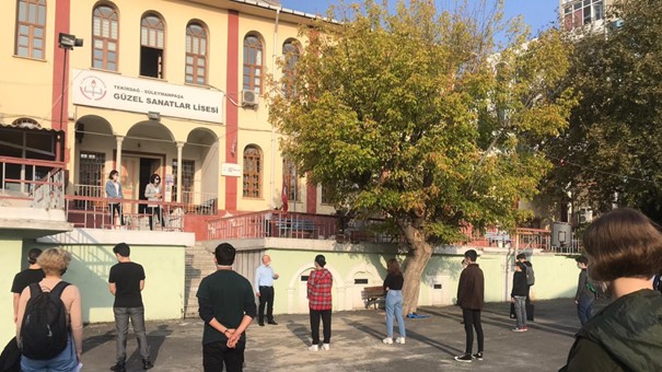 160 ÖĞRENCİYE SANAT EĞİTİMİ