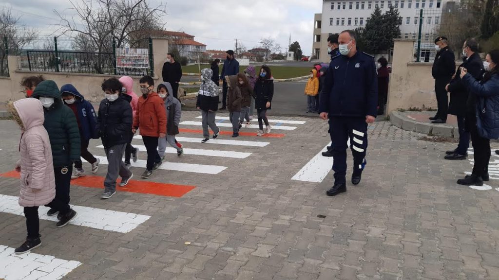 ERGENE BELEDİYESİ:”YAYALAR KIRMIZI ÇİZGİMİZDİR”