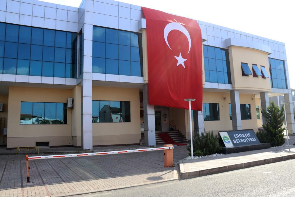 ERGENE’DEN KARDEŞ RADOVİŞ’E 30 BİN MASKE