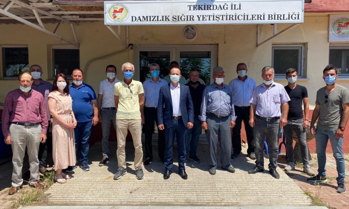T.DAĞ DSYB HİBE PROJELERLE ÜYELERİNİN YANINDA