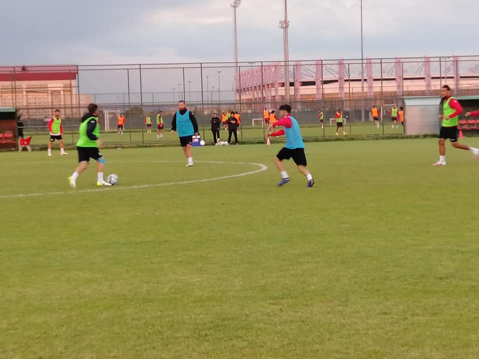 E.VELİMEŞESPOR’UN AFYON KAMPI SÜRÜYOR