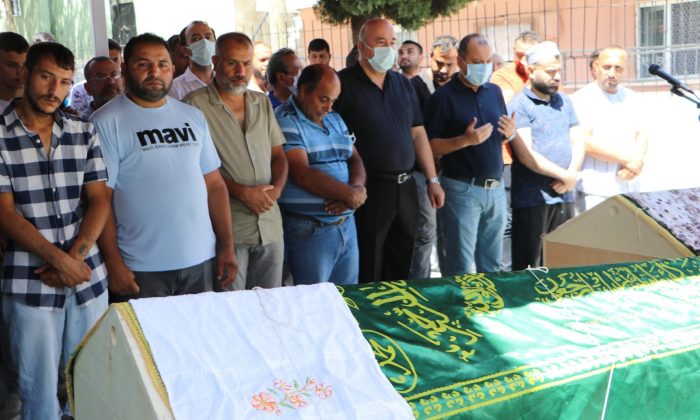 CHP İL BAŞKANI SAYGIN:”S.PAŞA BLD.CAMİLERDEN SONRA SPORU DA SİYASETE ALET ETTİ”