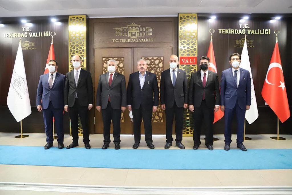 YENİÇİFTLİKTEKİ HASARLI OKUL YENİDEN YAPILIYOR