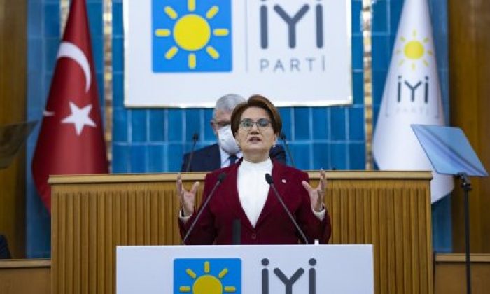 AKŞENER NELERİN MÜMKÜN OLDUĞUNU SÖYLEDİ