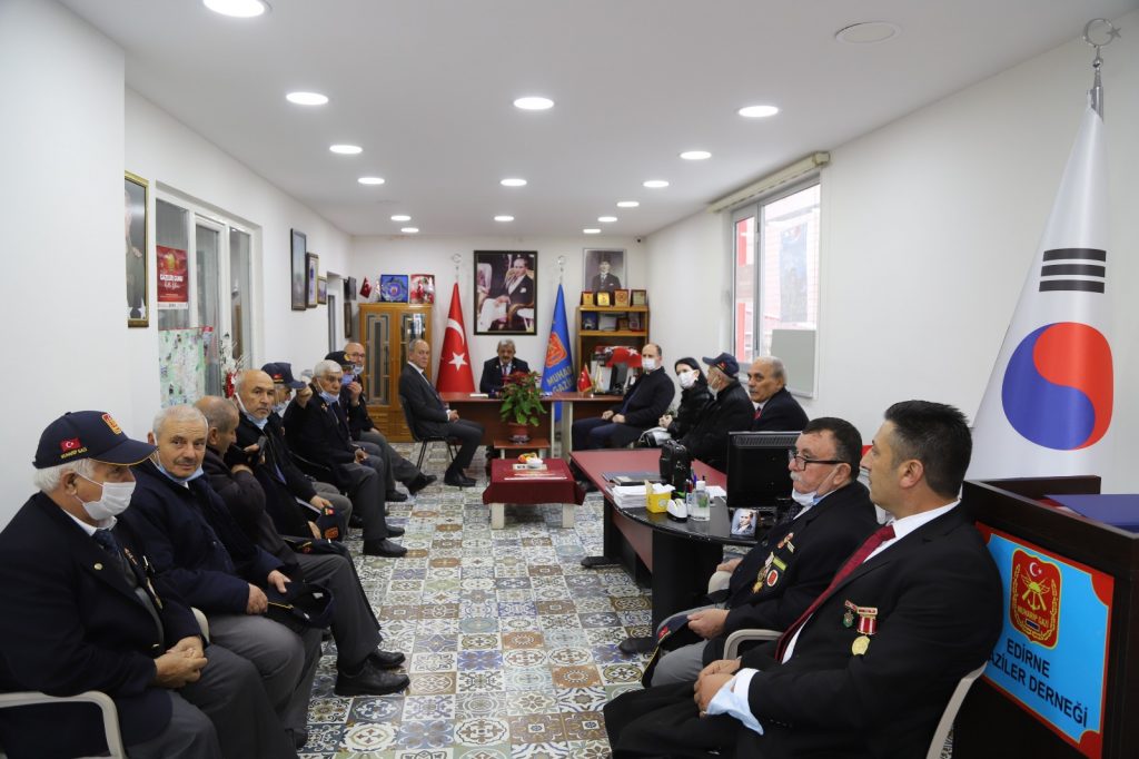 BAŞKAN ATA’DAN KIBRIS GAZİLERİNE KÜLTÜR GEZİSİ