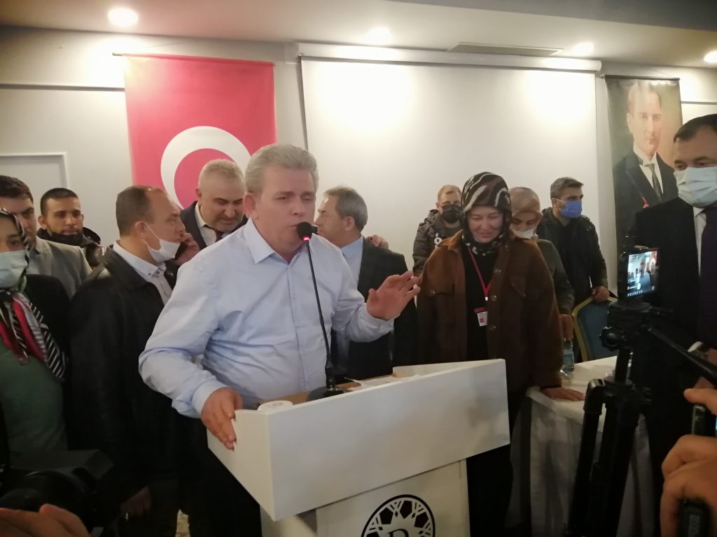 PAZARCILAR ODASINDA SAMİ KAYIN YENİDEN BAŞKAN