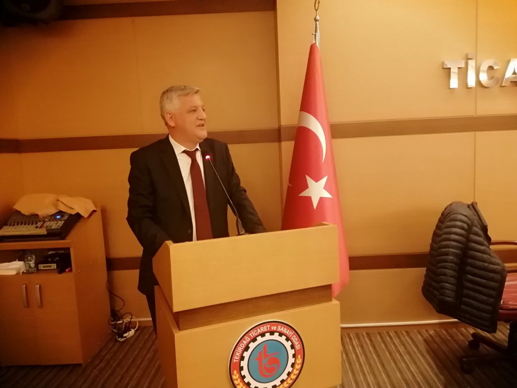 EMLAKÇILAR DERNEĞİNDE ŞAHİN UMUR YENİDEN BAŞKAN