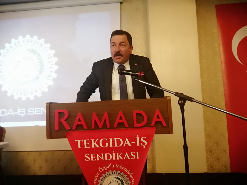 TEK GIDA-İŞ SENDİKASINDA AYTAÇ GÖÇMEN YENİDEN BAŞKAN SEÇİLDİ
