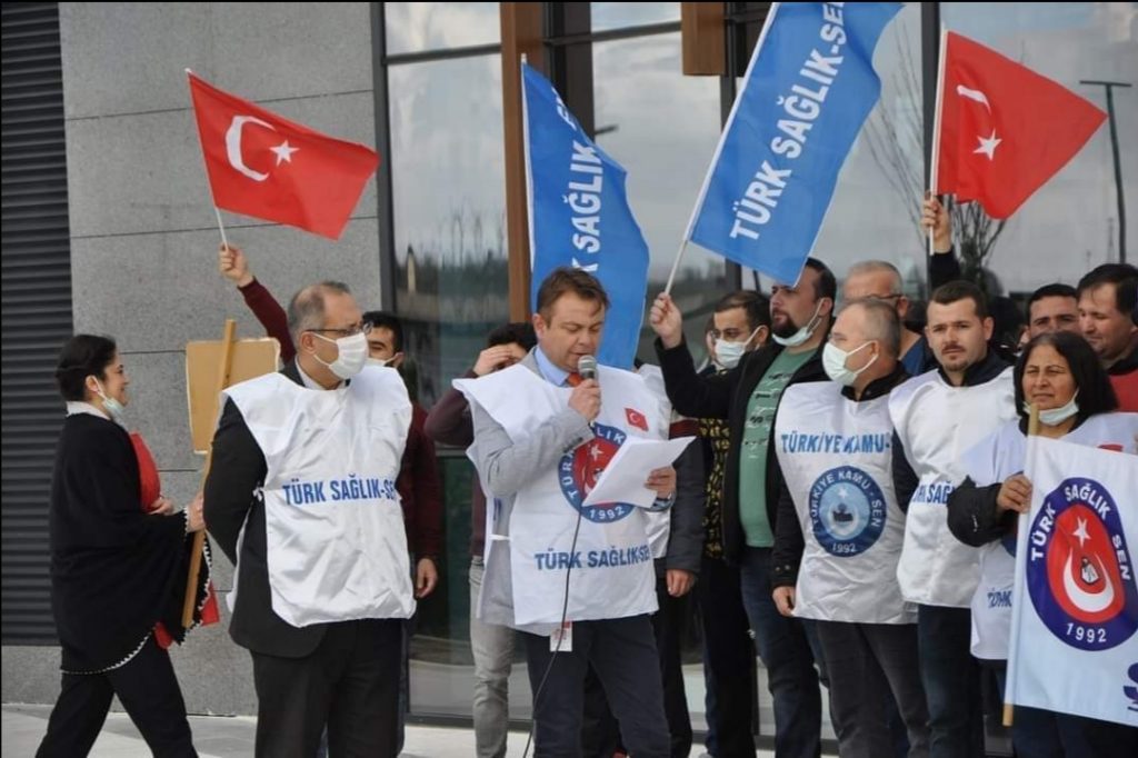 BAŞKAN GÜR:”BASKI VE MOBİNG İLE ÜYELERİMİZE TEHDİT SUÇTUR”