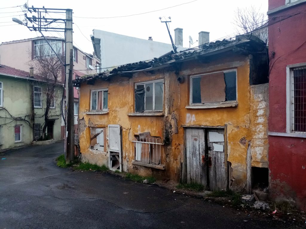 ÇORLU BLD.BŞK.YRD.ÇOLPAN:”TESCİLLİ YAPILAR İÇİN KANUNA UYGUN HAREKET EDİLİYOR”