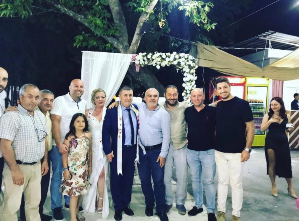 İSA EKİNCİ ŞARKÖY’DE NİKAHA KATILDI