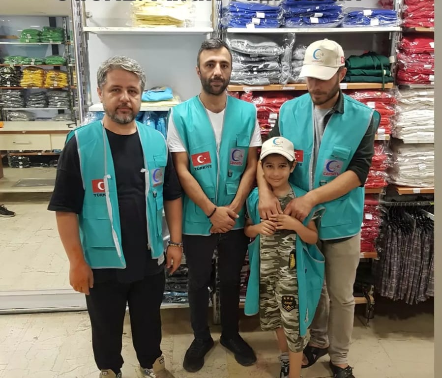 CANSUYU DERNEĞİ YETİMLERİ GÜLDÜRÜYOR