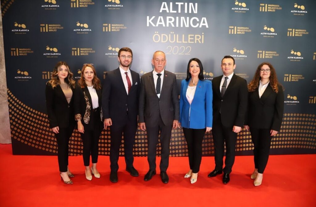 MARMARAEREĞLİSİ BELEDİYESİNE ALTIN KARINCA ÖDÜLÜ