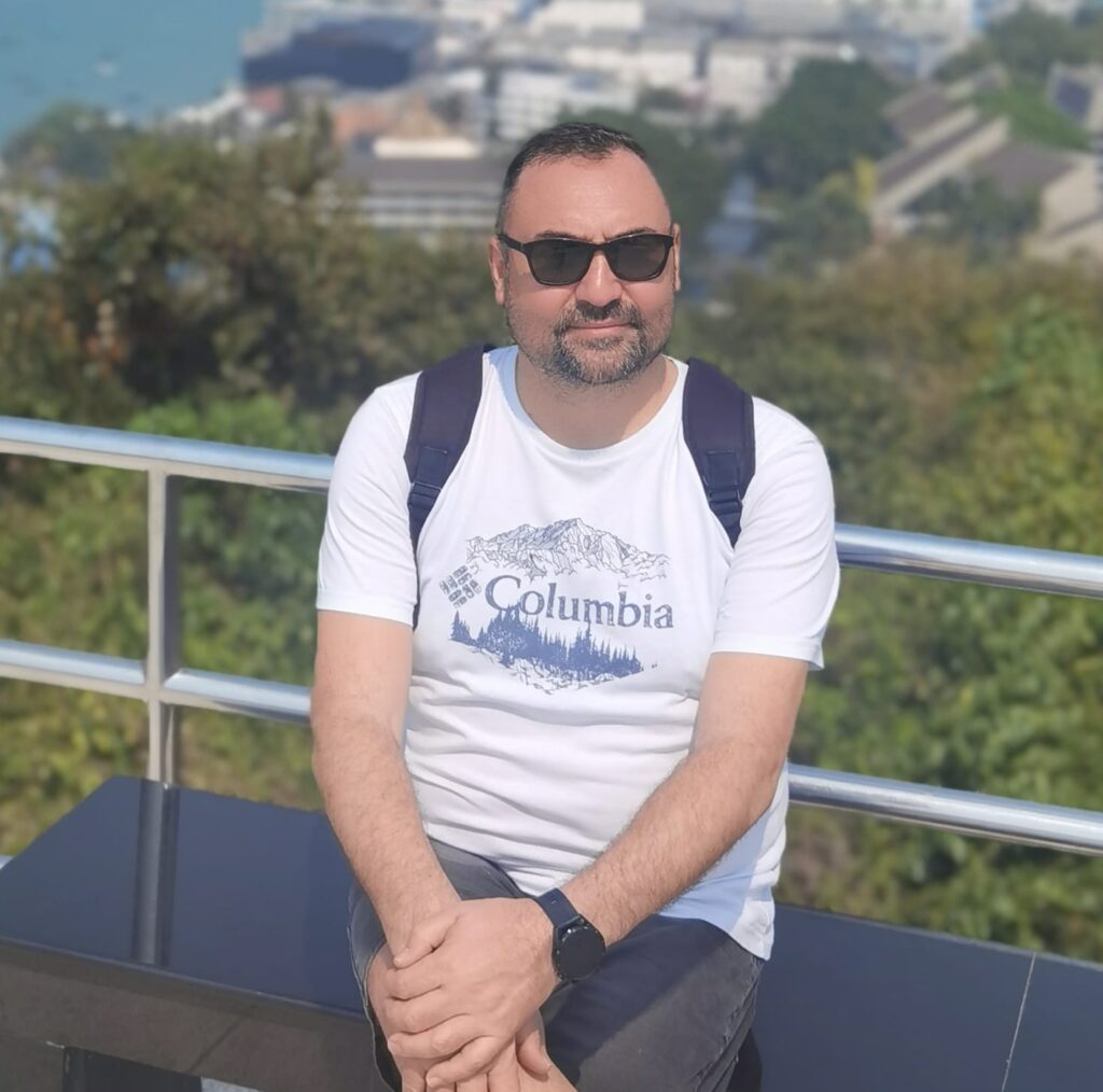 MACKBEAR COFFEE CO  ATILIMLARINI SÜRDÜRÜYOR