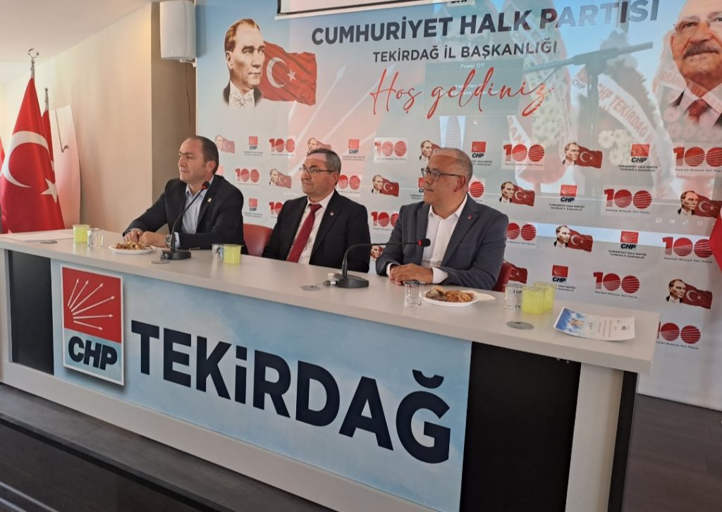 RECEP ÖKTEN ADAY ADAYLIĞINI PROJELERİYLE AÇIKLADI