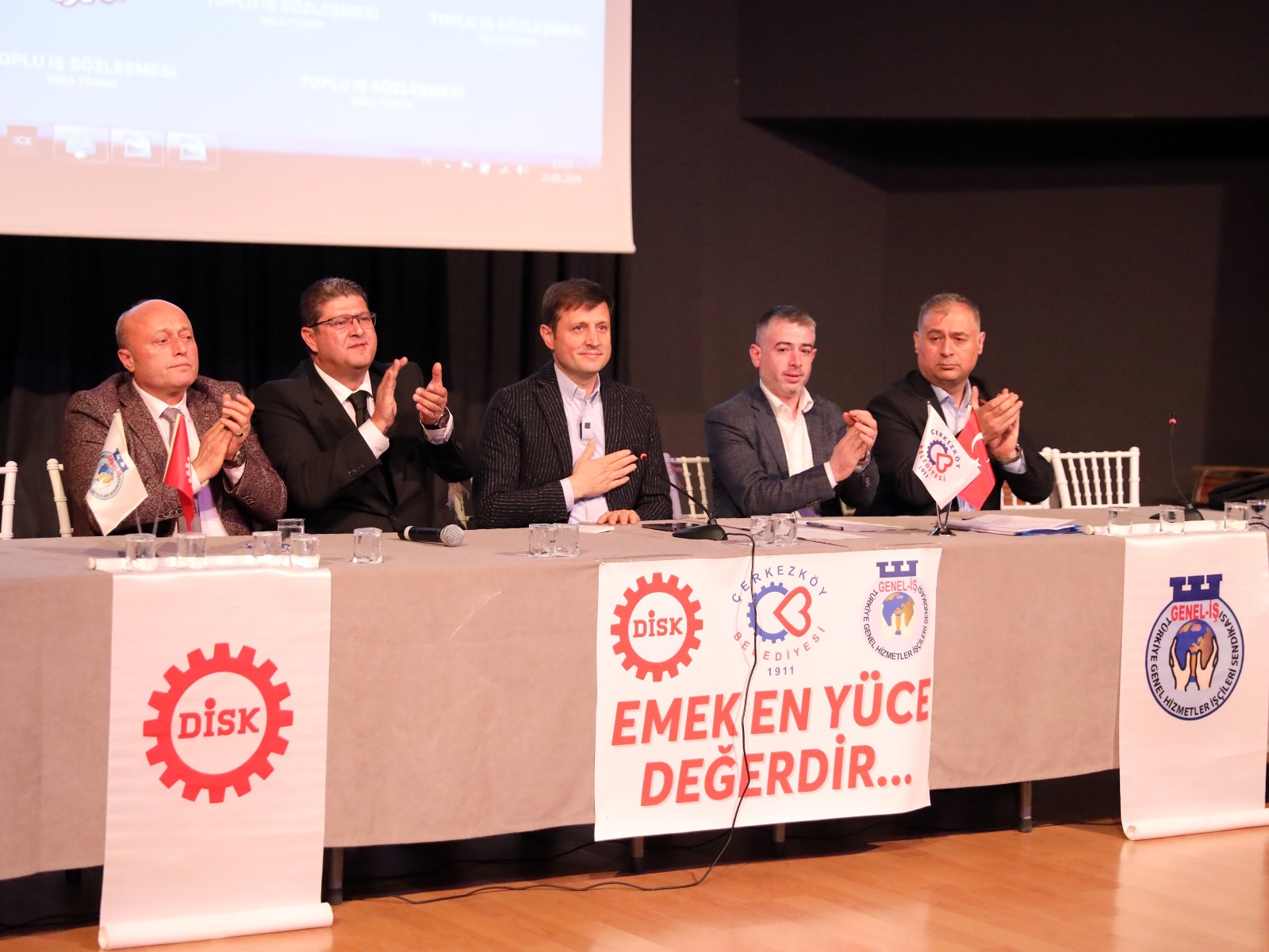 DİSK VE ÇERKEZKÖY BLD.İŞÇİ MAAŞLARINI 30 BİN LİRA OLARAK BELİRLEDİ