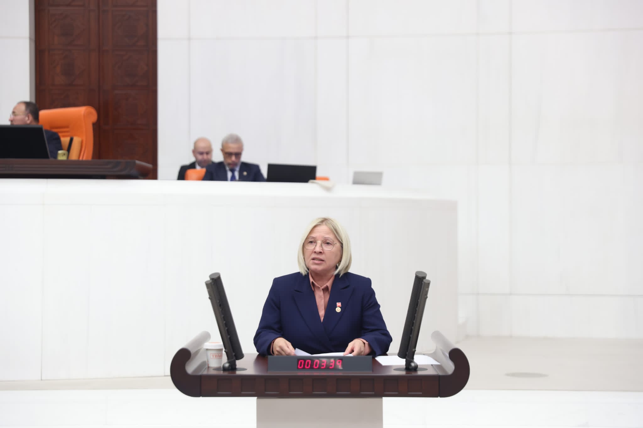 CHP TEKİRDAĞ MİLLETVEKİLİ NURTEN YONTAR’DAN VİZE SERBESTLİĞİNE SERT TEPKİ