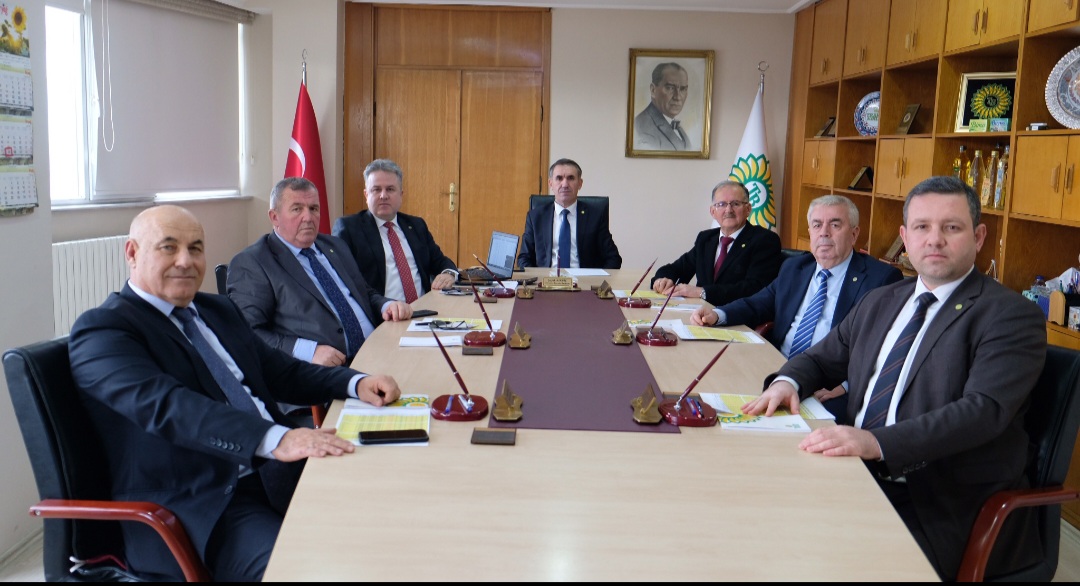 YAĞLIK AYÇİÇEĞİ ÜRETİM TARİFE KONTENJANI VE GÜMRÜK UYGULAMALARI YÜRÜRLÜKTE